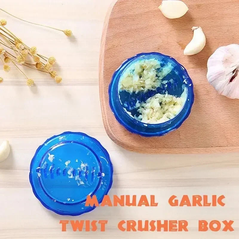 New Kitchen Multifunctional Garlic Crusher Manual Garlic Press Roll Crusher Chopper Home Appliance Kitchen Gadgets Accessories - The New Up