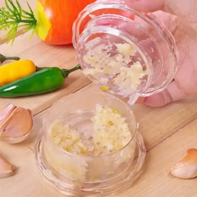 New Kitchen Multifunctional Garlic Crusher Manual Garlic Press Roll Crusher Chopper Home Appliance Kitchen Gadgets Accessories - The New Up